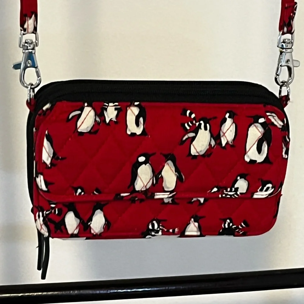 🐧 Vera Bradley Penguin Print RFID Crossbody Wallet 🎒